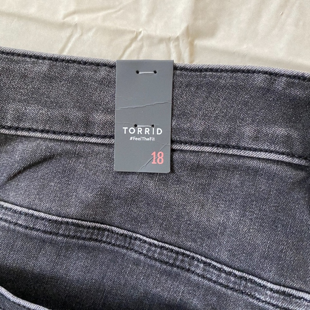 torrid Black Distressed Denim Jean Shorts - Picture 5 of 15